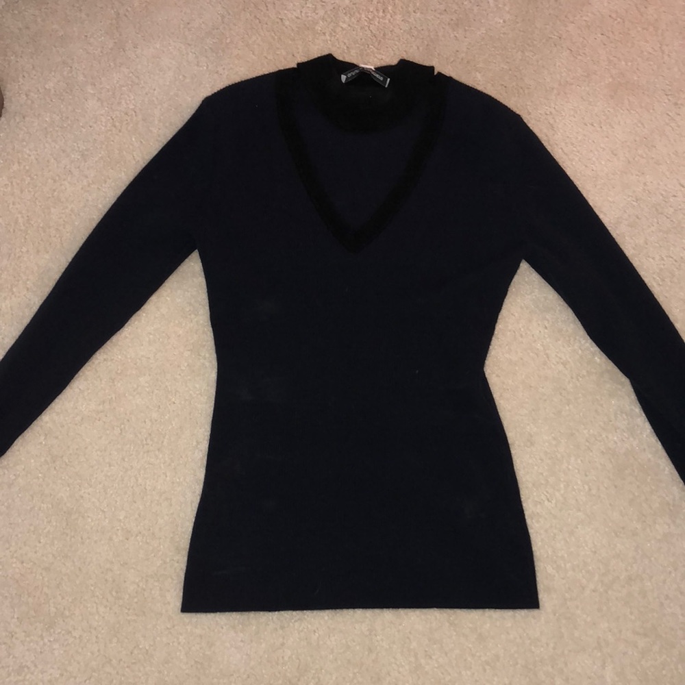 Black and navy blue long sleeve sweater